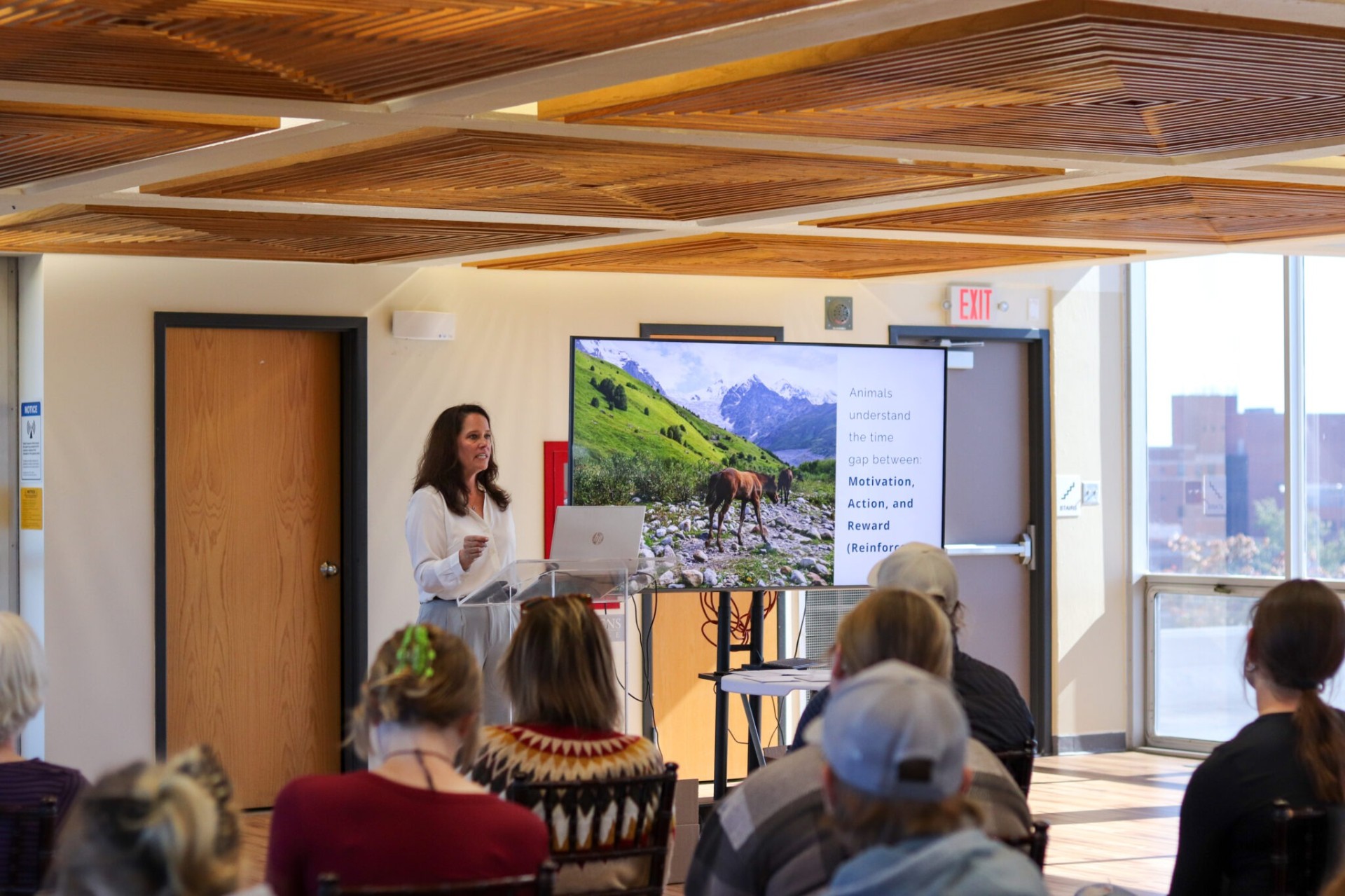 Gilly Slayter speaking at a Performance Footing event